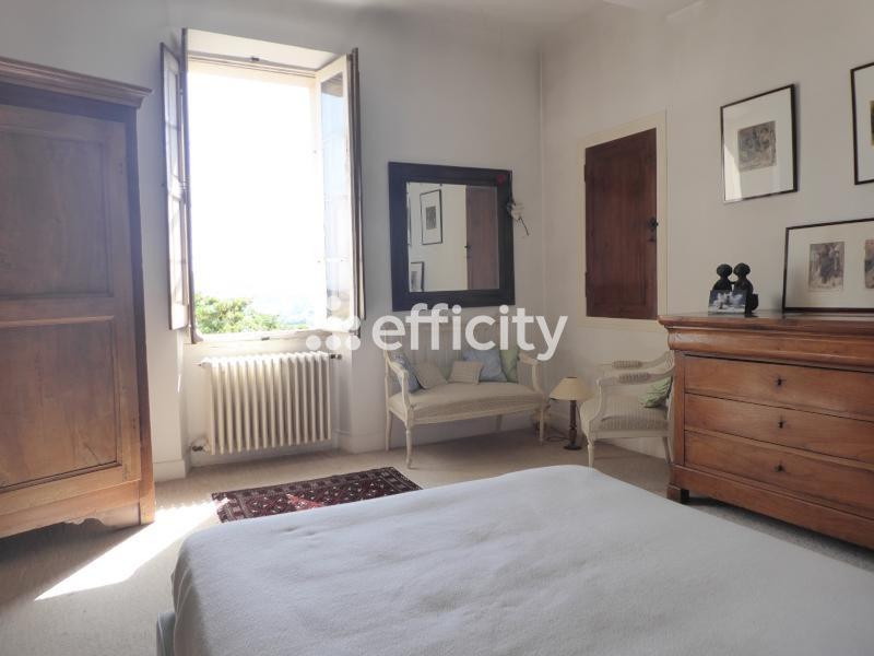 Maison - 180 m² - 6 pièces