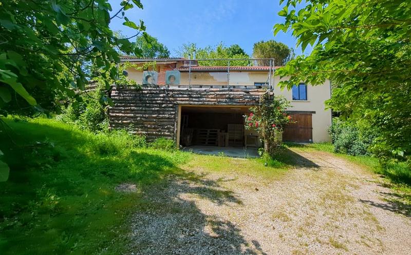 Maison - 160 m² - 6 pièces