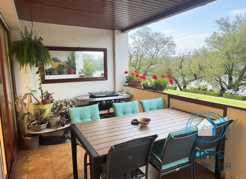 Appartement - 98 m² - 4 pièces