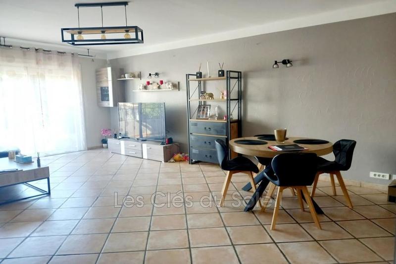 Maison - 250 m² - 7 pièces