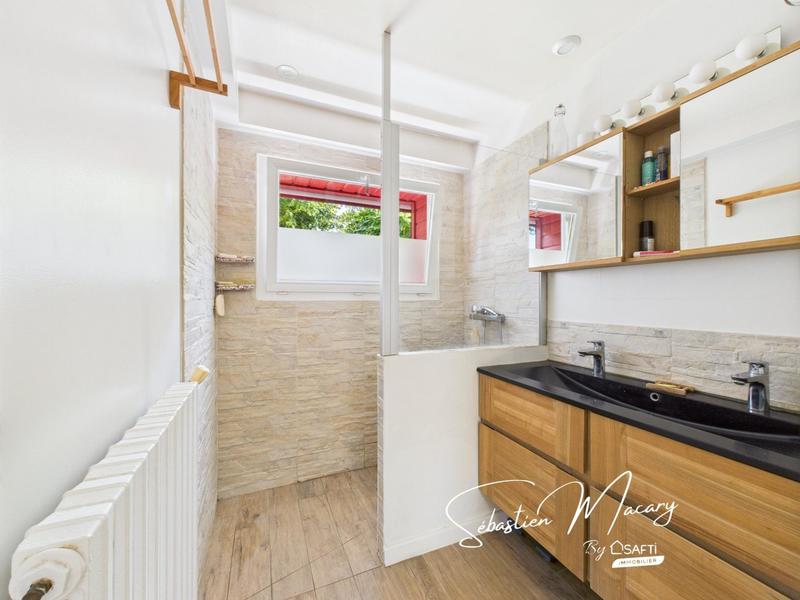 Maison - 108 m² - 5 pièces