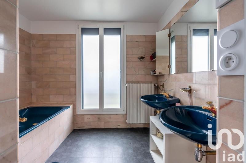 Maison - 160 m² - 5 pièces