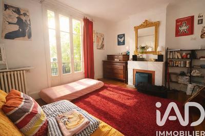 Maison - 186 m² - 9 pièces