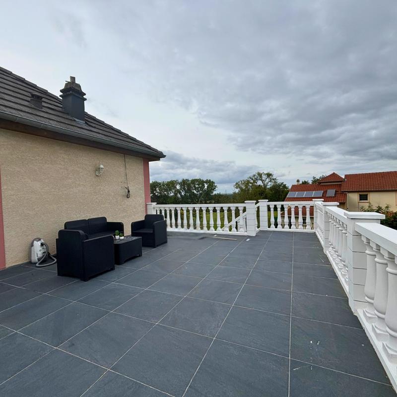 Maison - 182 m² - 7 pièces