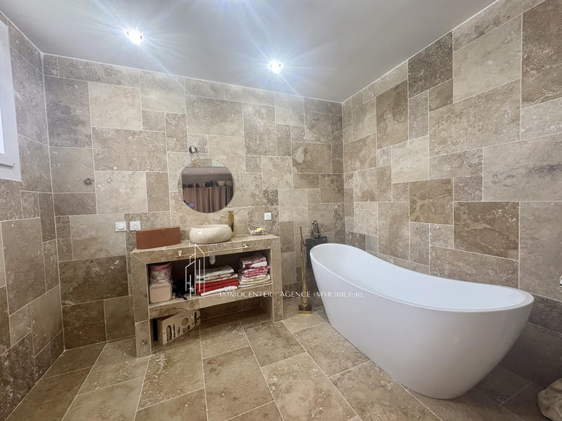 Villa - 146 m² - 5 pièces