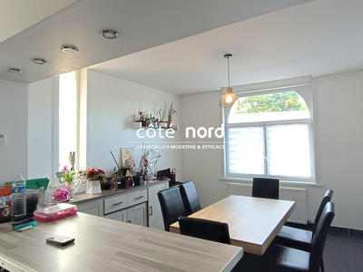 Maison - 93 m² - 6 pièces