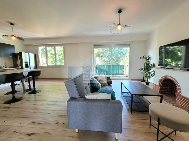 Appartement - 85 m² - 4 pièces