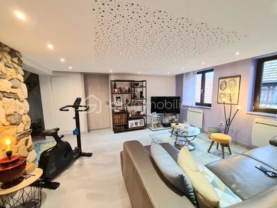 Immeuble - 116 m² - 6 pièces