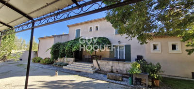 Maison - 250 m² - 10 pièces