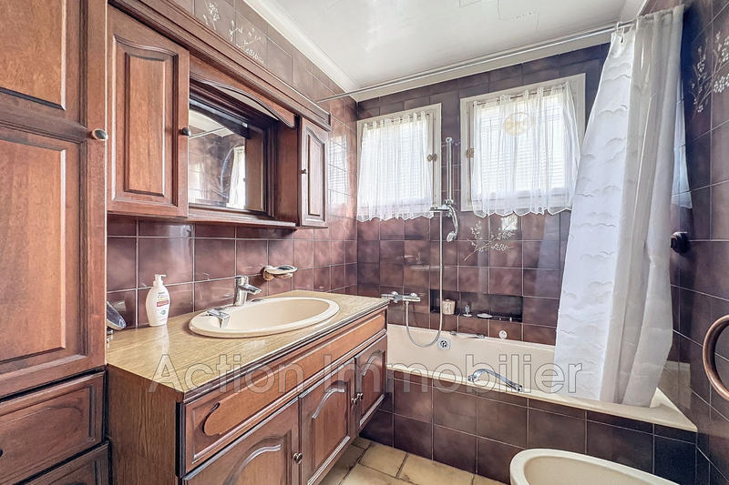 Maison - 148 m² - 5 pièces