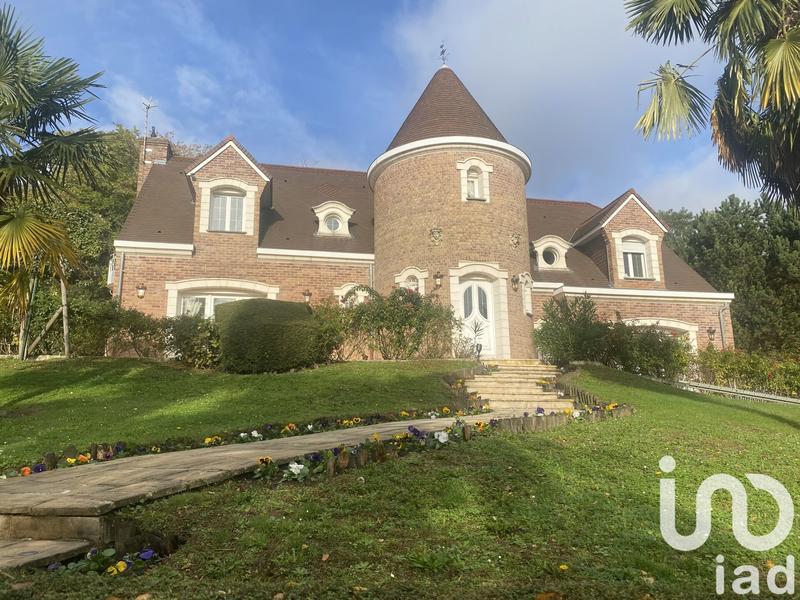 Maison de maîtres - 280 m² - 12 pièces