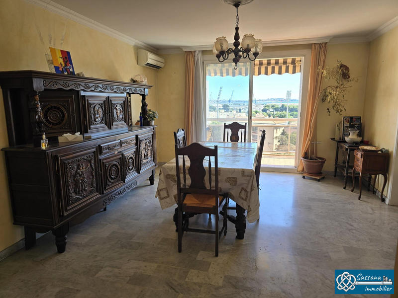 Appartement - 104 m² - 5 pièces