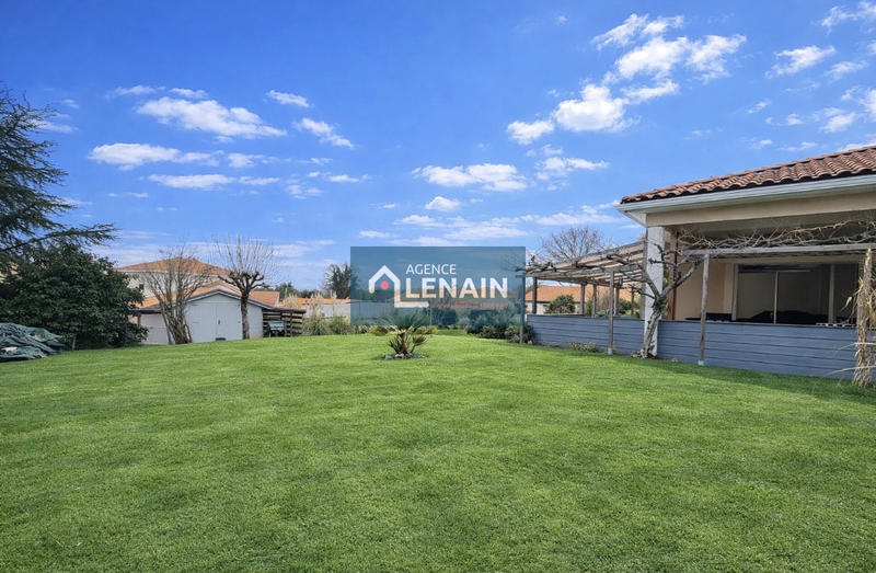 Propriété - 179 m² - 8 pièces