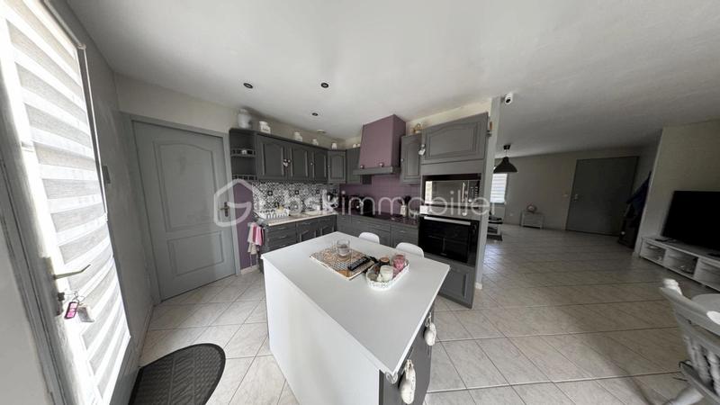 Maison traditionnelle - 99 m² - 4 pièces