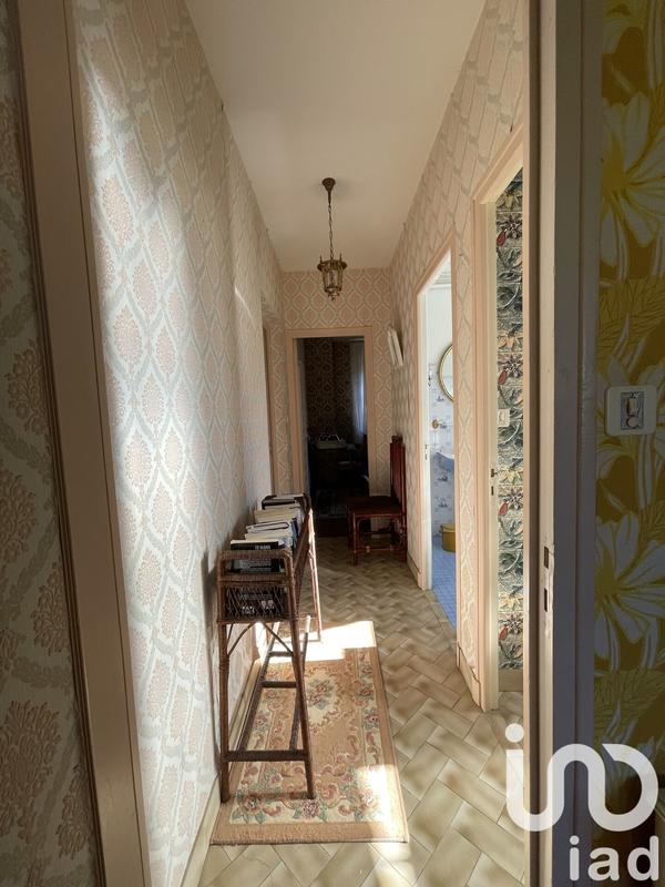 Maison - 257 m² - 8 pièces