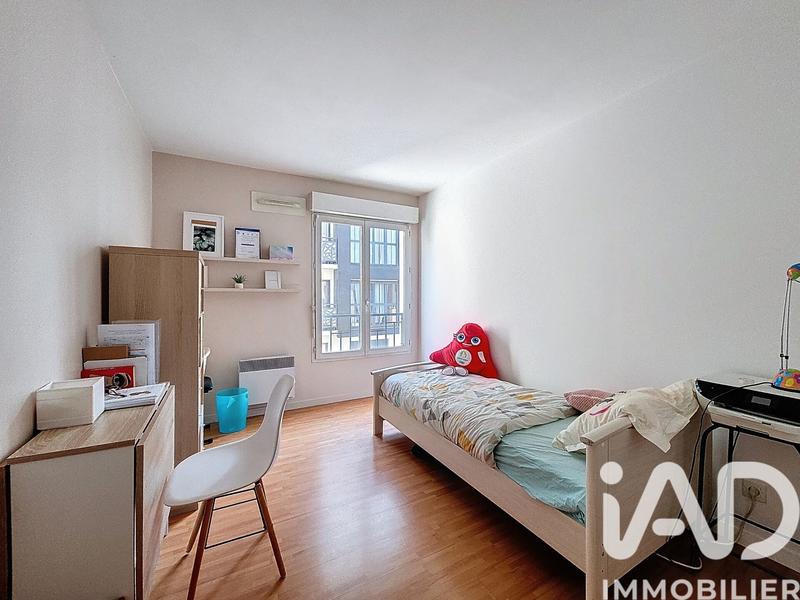 Appartement - 100 m² - 5 pièces