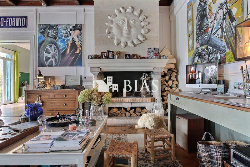 Maison - 206 m² - 10 pièces