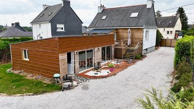 Maison - 140 m² - 6 pièces