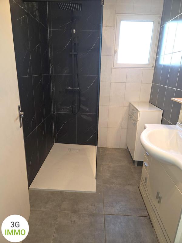 Maison - 90 m² - 3 pièces