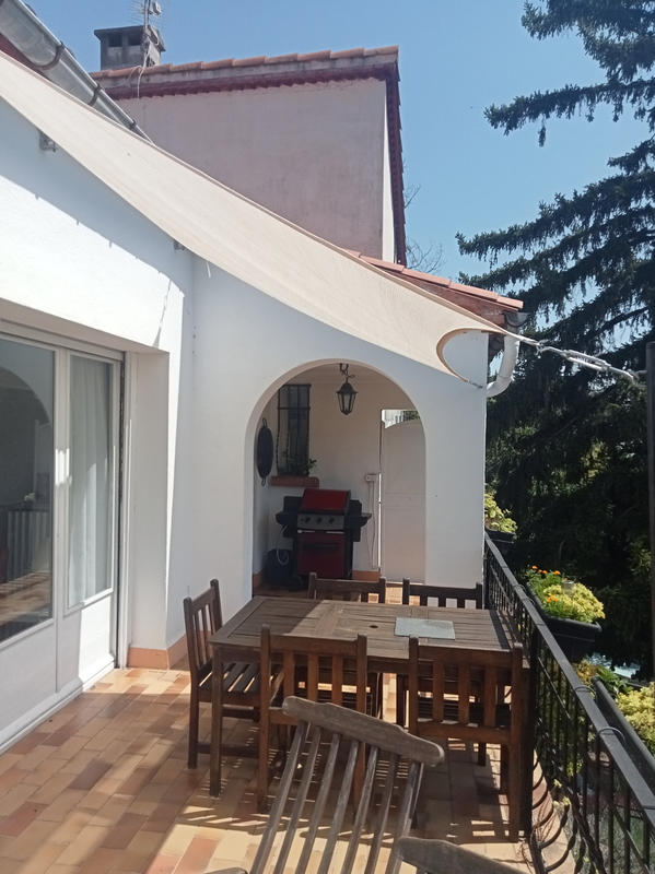 Maison - 205 m² - 8 pièces