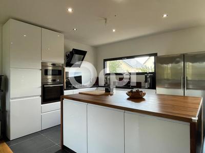 Maison - 162 m² - 5 pièces