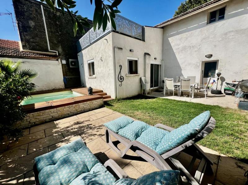 Maison de village - 140 m² - 5 pièces