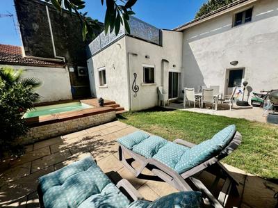 Maison de village - 140 m² - 5 pièces