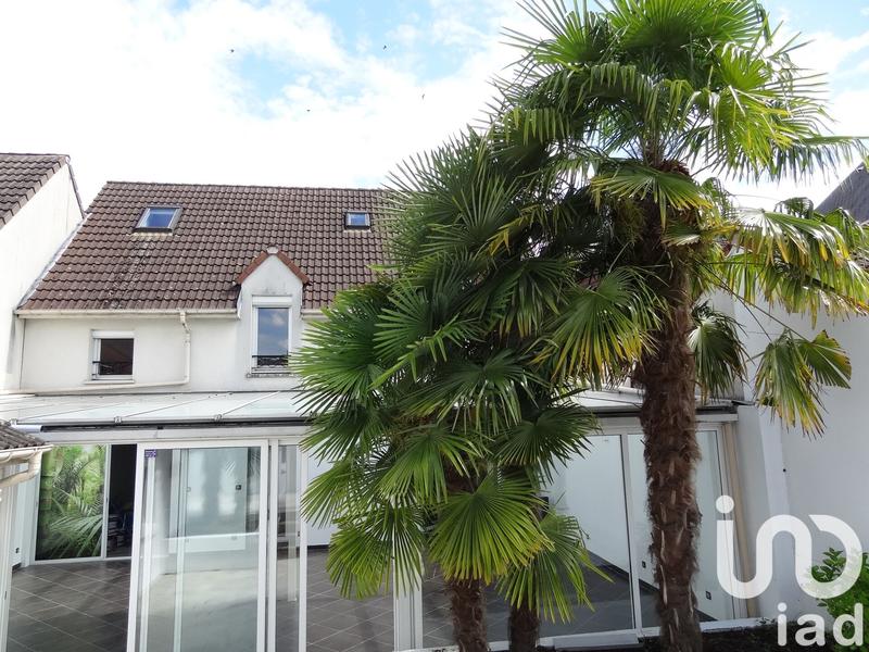 Maison - 225 m² - 6 pièces