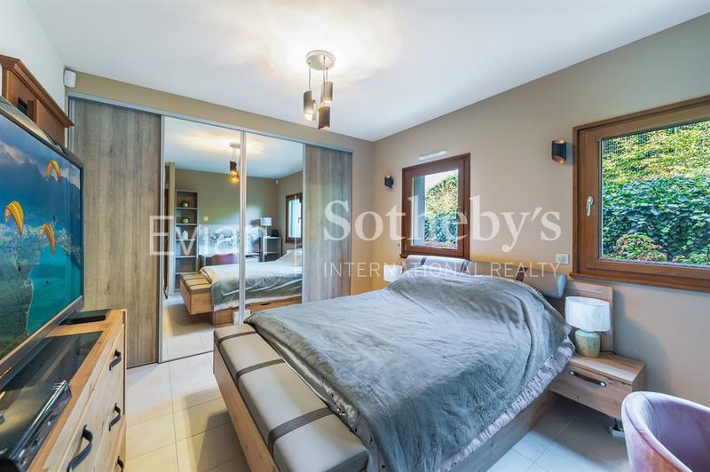 Maison - 480 m² - 7 pièces