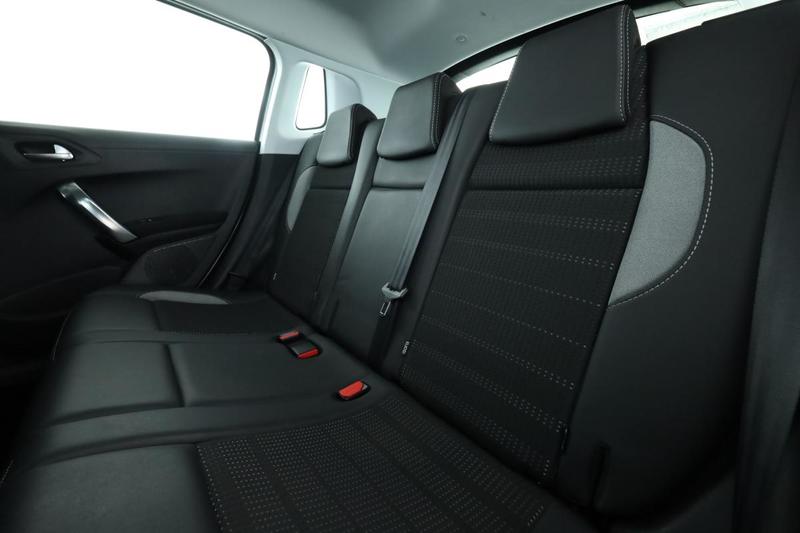 Peugeot 2008 1.2 PureTech Allure 110 ch