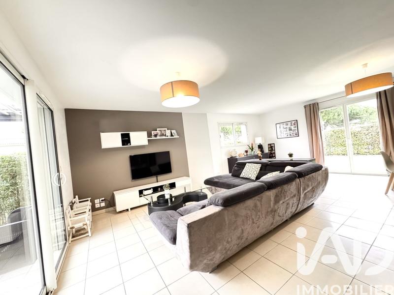 Maison - 120 m² - 5 pièces