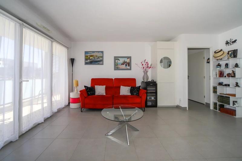 Appartement - 80 m² - 4 pièces