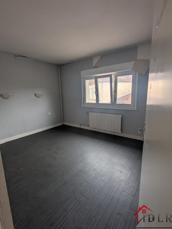 Maison - 200 m² - 9 pièces