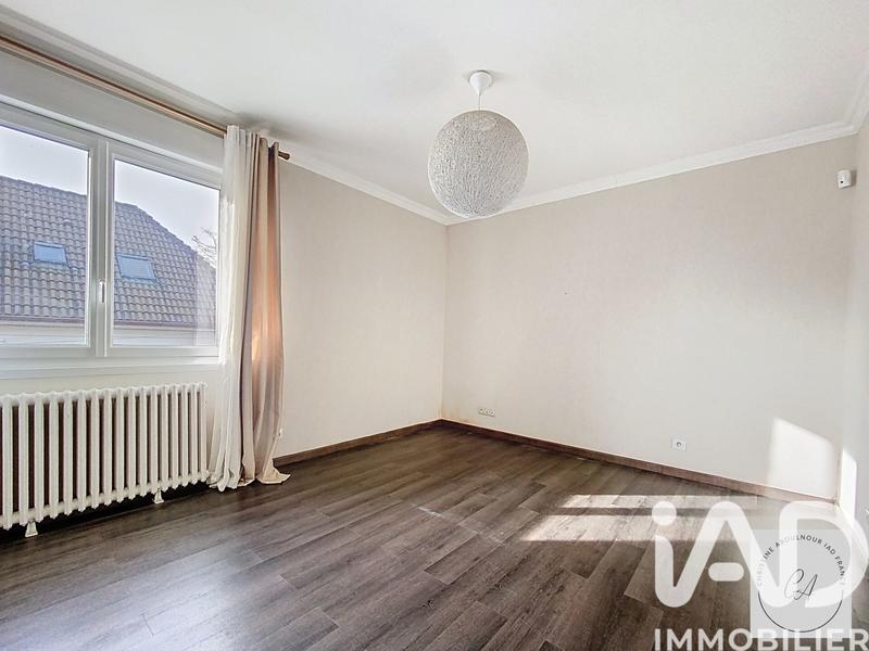 Maison - 260 m² - 8 pièces