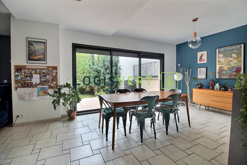 Maison - 137 m² - 6 pièces