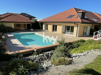 Maison d'architecte - 257 m² - 6 pièces