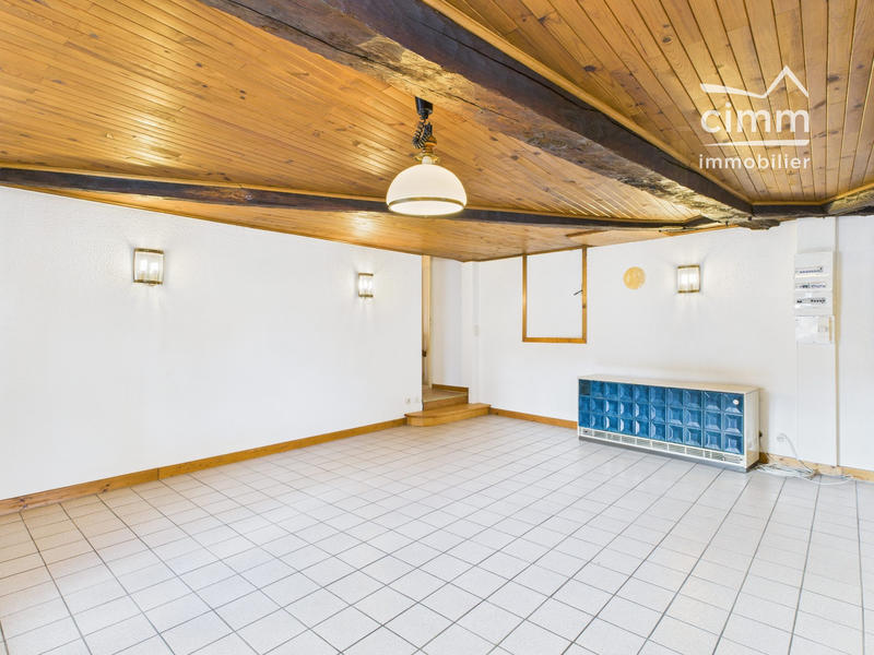 Appartement - 90 m² - 4 pièces