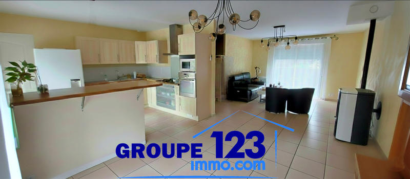 Maison - 98 m² - 5 pièces