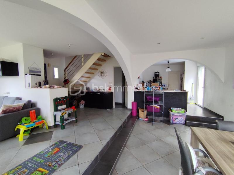 Maison - 142 m² - 7 pièces