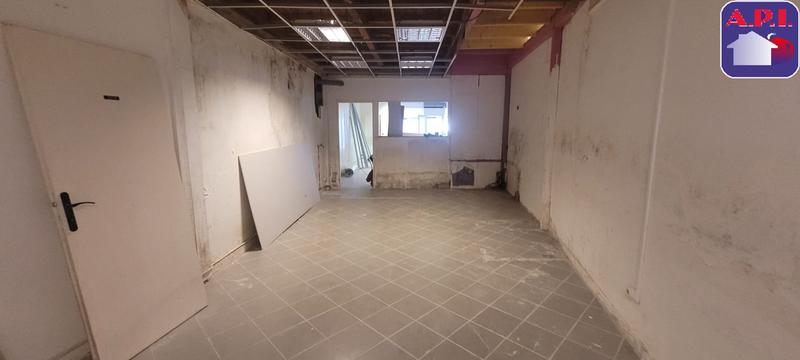 Local d'activités - 139 m² - 3 pièces