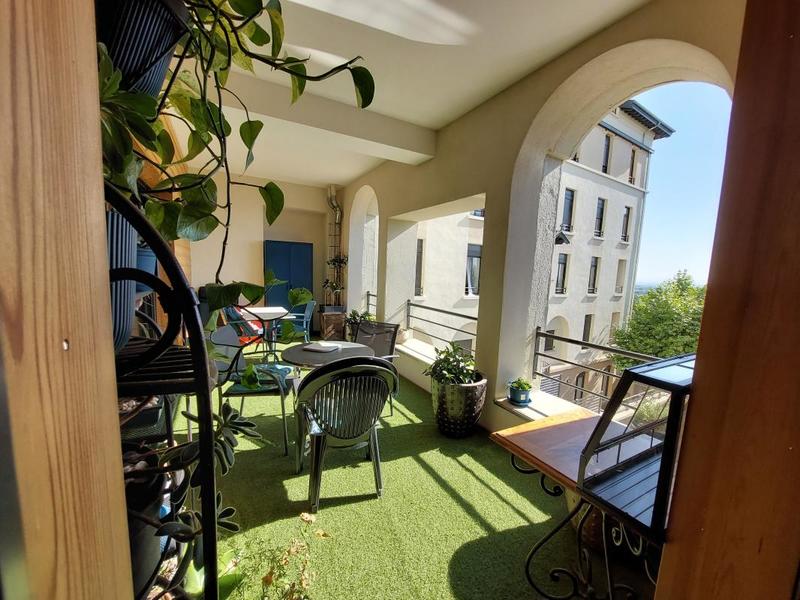 Appartement - 106 m² - 4 pièces