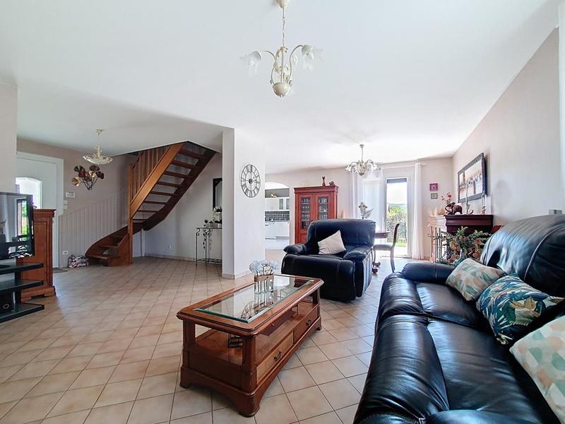 Maison - 120 m² - 4 pièces