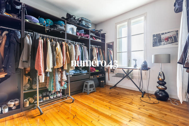 Maison - 284 m² - 7 pièces