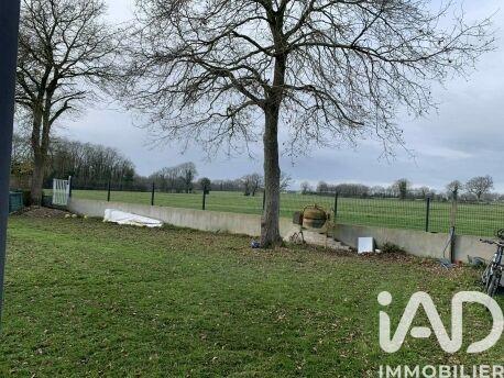 Maison - 99 m² - 5 pièces