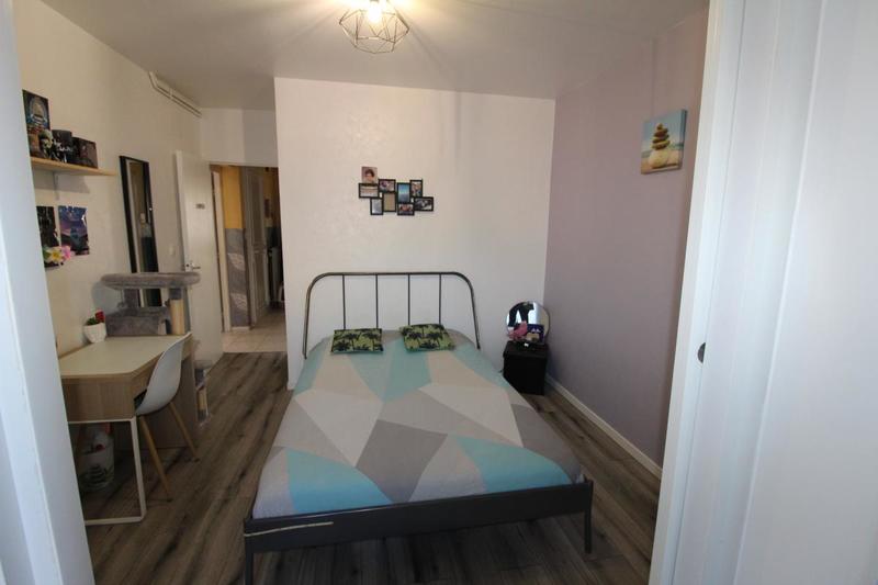 Villa - 93 m² - 6 pièces