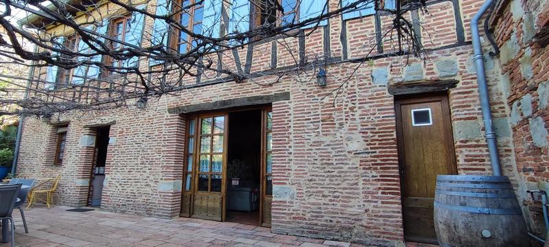 Maison de maîtres - 250 m² - 8 pièces