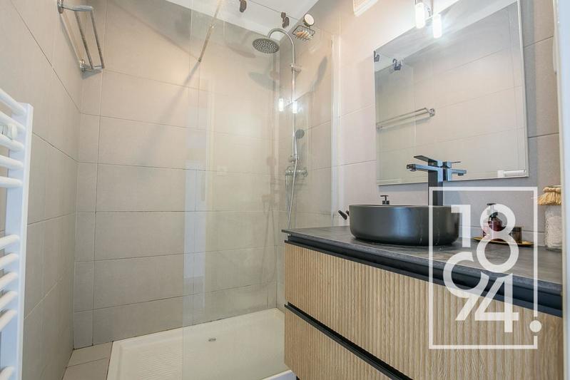 Appartement - 70 m² - 4 pièces