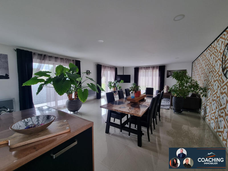 Maison - 126 m² - 5 pièces