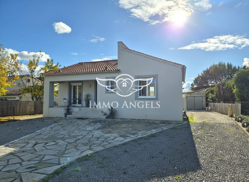 Maison - 90 m² - 3 pièces