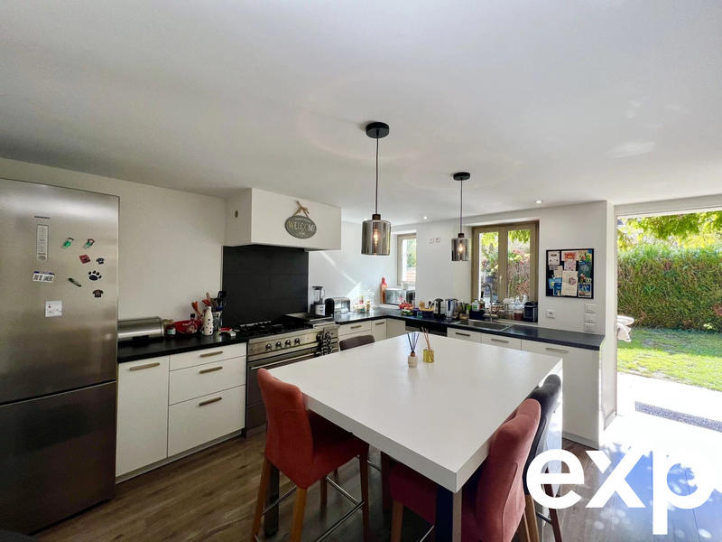 Maison - 172 m² - 6 pièces